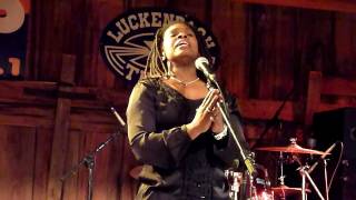 Ruthie Foster: People Grinning In Your Face