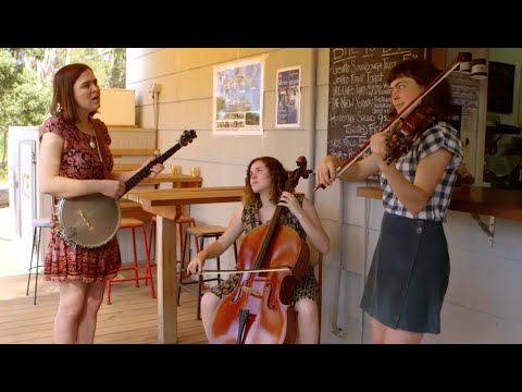 The MAE Trio – 'She Loves Me (When I Try)' at MOTH