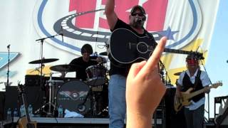 Chris Cagle &quot;Got My Country On&quot; B93 Birthday Bash 2012