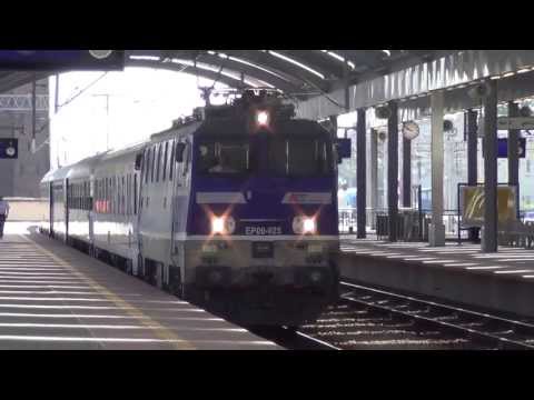 EP09-025 z EIC Odra odjeżdża z Katowic