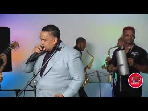 Jose Peña Suazo y Su Banda Gorda - Estoy Enamorado de mi Novia en vivo (LMP STUDIOS)