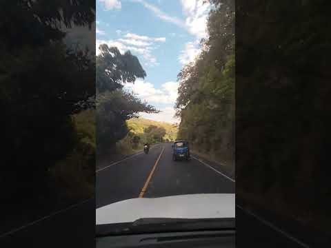 Bajando desde Candelaria De La Frontera.