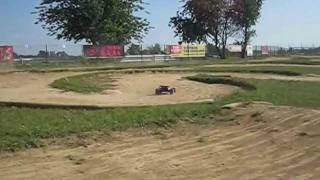 preview picture of video 'Mugen MBX6 T brushless MSC Braunschweig 02'