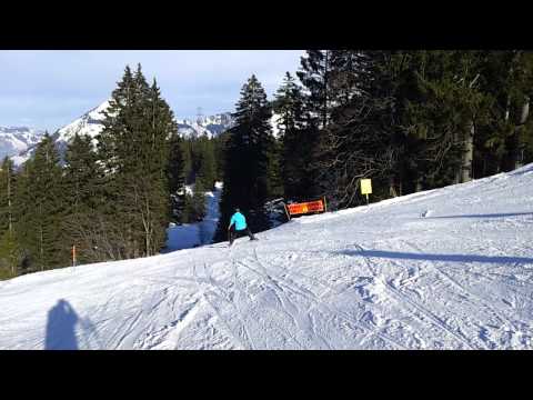 Jocasta skis off - Wirzweli 14. Feb 2015