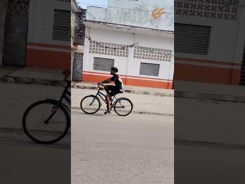 Somos de Placetas Villa Clara Cuba ,  síguenos para crecer nuestro canal , se agradece todo el apoyo