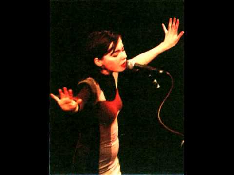Björk - Ég Veit Ei Hvađ Skal Segja (I Don't know What To Say) - Gling-Gló - (1990) - [HD]