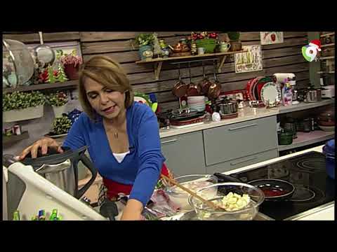 Es Navidad en Clases de cocina  Pasteles en hojas de platanos y pasteles en hojas de yuca 1/2