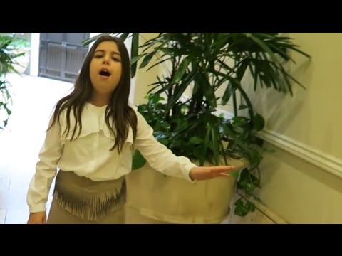 SOPHIA GRACE - Sings  ALL I WANT FOR CHRISTMAS IS YOU