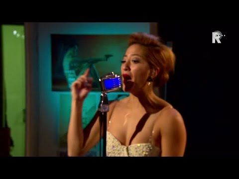 Liptease - Jingle Bells - Live uit Lloyd