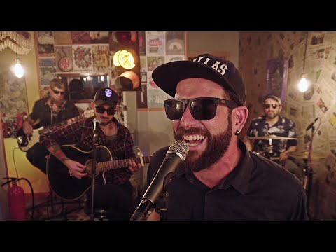 La Kruel Band - La Furia del Pobre - (Versión Acústica - Video Oficial)