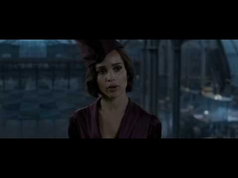 Escaping on the Zouwu Fantastic Beasts Crimes of Grindlewald