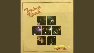 Download lagu Jika Kau Bercinta Lagi mp3