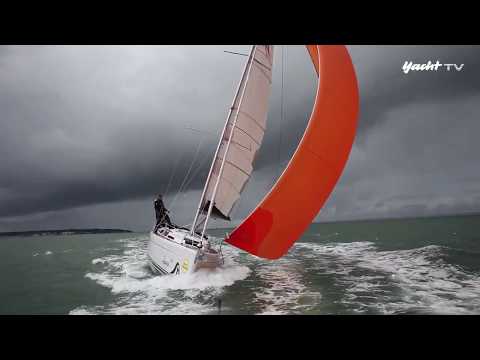 YACHT Test 2012: Bavaria Cruiser 33 vs. Hanse 345