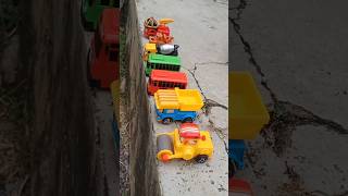 Download lagu Truk,Truk Silinder,Truk Molen,Truk Derek,Tayo,Mobil Polisi,Mobil Pemadam,#mobilan ,#toys ,#mainan mp3