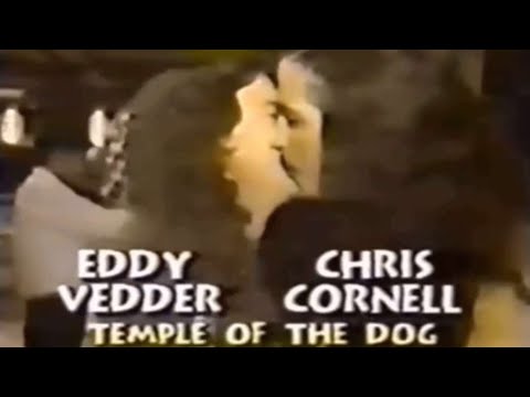 eddie vedder and chris cornell being besties for 8 minutes