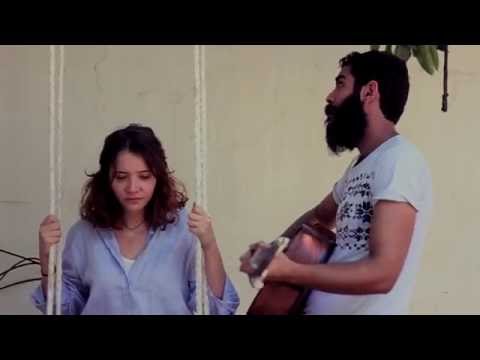 Ÿuma - Live from a Swing - Skinny Love | موسيقي من الٱرجوحة - شم الياسمين (Mashup)