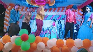 Ninnu road meedha song