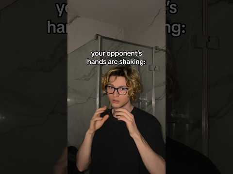 Hand Shaking During The Fight💀