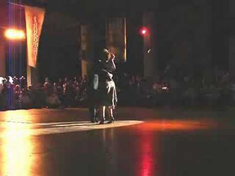  Coca Cartery  and  Osvaldo Cartery  are  dancing  to  a  tango