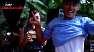 Download lagu ambilkan gelas romansa mp3 Download lagu ambilkan gelas romansa mp3