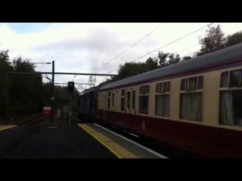 37605 departing Dumbarton Central 01/10/12