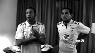 Relembre a conversa com Marcelo e Daniel Alves em 2008