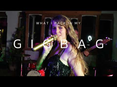 Essential GIG GEAR for pro singers! What's in a vocalist's gig bag?