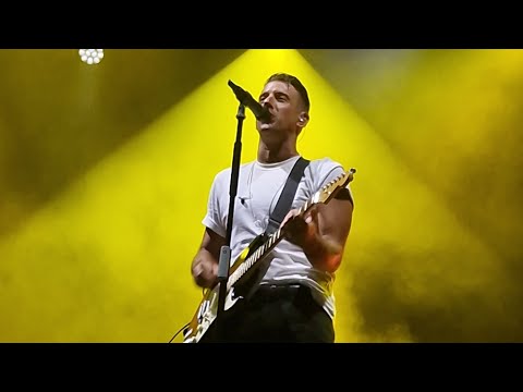 medley album "volevamo solo essere felici" di Francesco Gabbani