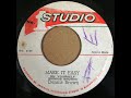Dennis Brown - Make It Easy On Yourself (1972 age15)