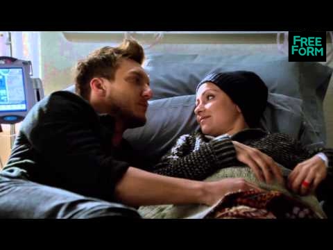 Chasing Life - 2x01, Sneak Peek: Leo & April | Freeform
