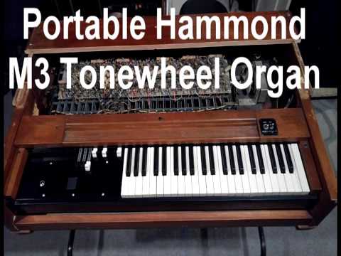 Portable Hammond M3 Organ