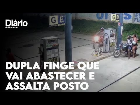 Dupla em moto finge que vai abastecer e assalta posto de combustíveis no interior do Ceará; vídeo