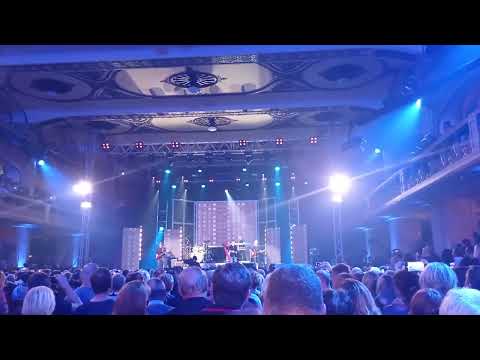 Olympic a Peter Nagy - Okno mé lásky (Olympic 60, Lucerna Praha 19.11.2022)