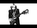 Andrew Gold falls down the stairs