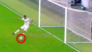 SMART vs DUMB Moments in Football