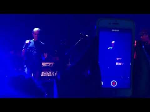 Ney Matogrosso e Marília Bessy - Por Que a Gente é assim