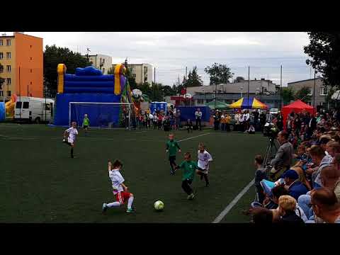 MARCOVIA MARKI 09 - HURAGAN WOŁOMIN 09  wynik 4-1