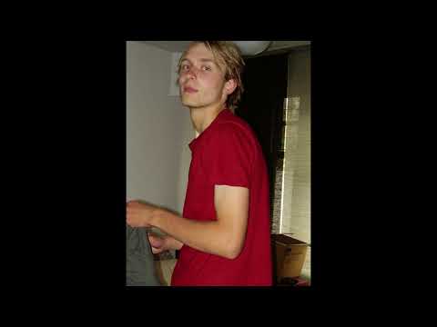 Malcolm Lincoln- Man On The Radio (2009 demo)