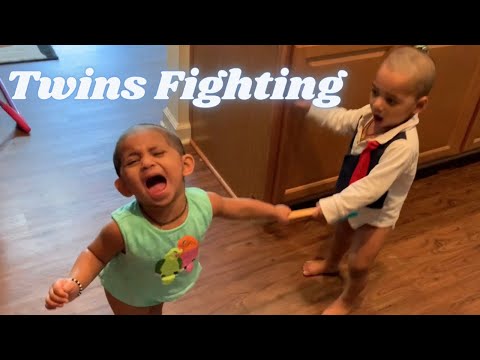 #Twin Babies Fighting#Funny Videos#Twins Fighting #Baby Videos