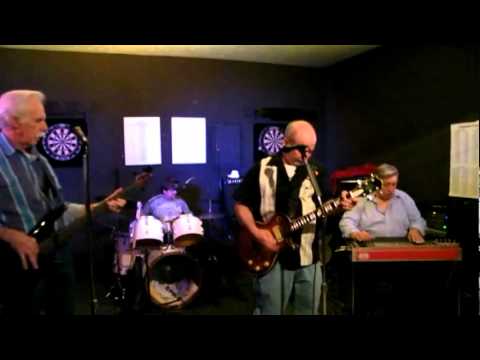 download lagu mp3 mp4 Moose Whiskey, download lagu Moose Whiskey gratis, unduh video klip Moose Whiskey