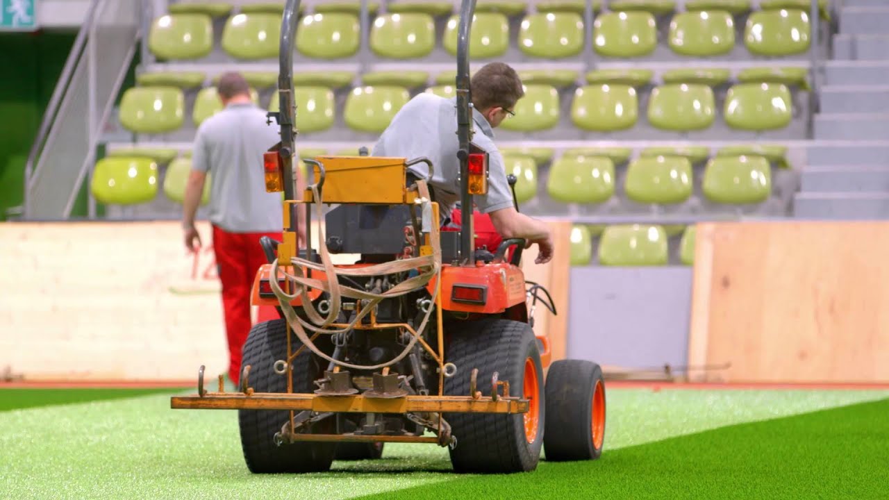 Construção de relvado sintético indoor