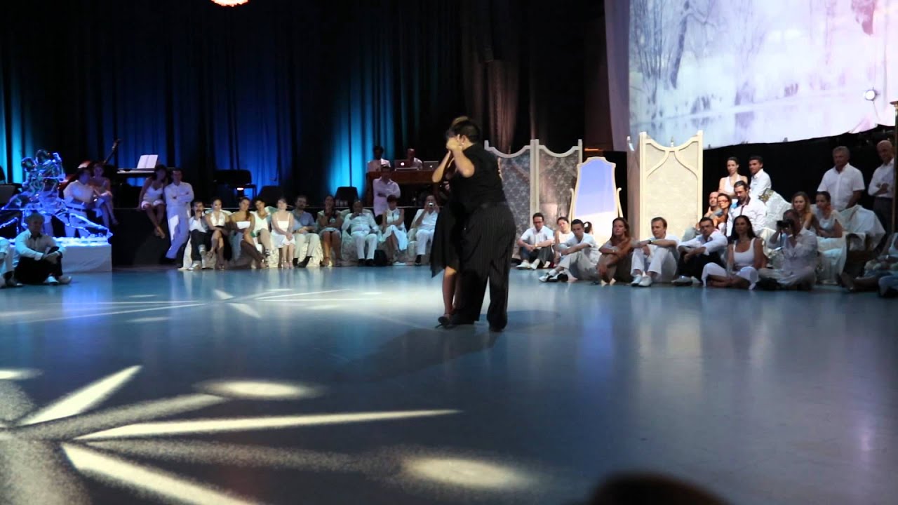 Danubiando 2012 Budapest Carlitos ESPINOZA y Noelia HURTADO Tango