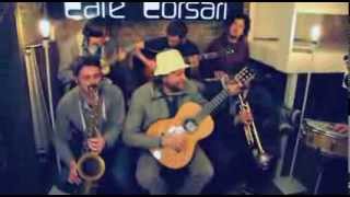 Café Corsari Cafésongs: Admiral Freebee - Little Village (Van Morrison cover)