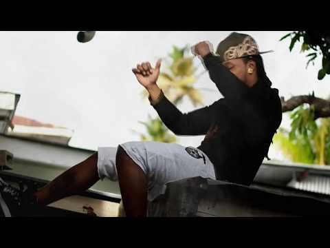 Kraeun x MuLa - Lookin For A Freak [Explicit] [Video]