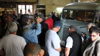 preview picture of video 'Citroën Type H Chesley 2012 forum Type H Nostalgie'