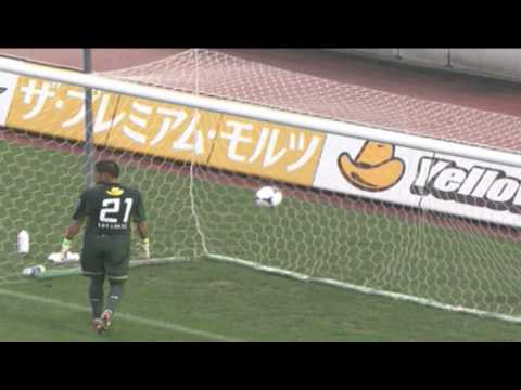 CHEEKY back-heel goal for Tokyo in J League!