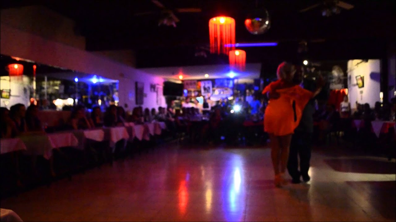 Yanina Erramouspe y Leo Ortiz, "No hay tierra como la mia" Orq. Lomuto