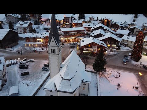 Skiing to ARABBA (Dolomites)