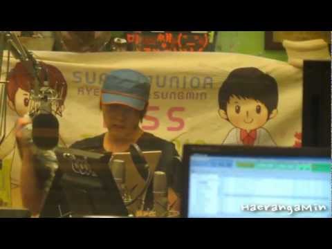 [Fancam] 121001 Sukira Sungmin - 바지 선물 받았어요~^^
