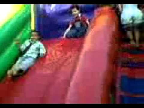 Brincando na festa junina,André e Nicoly